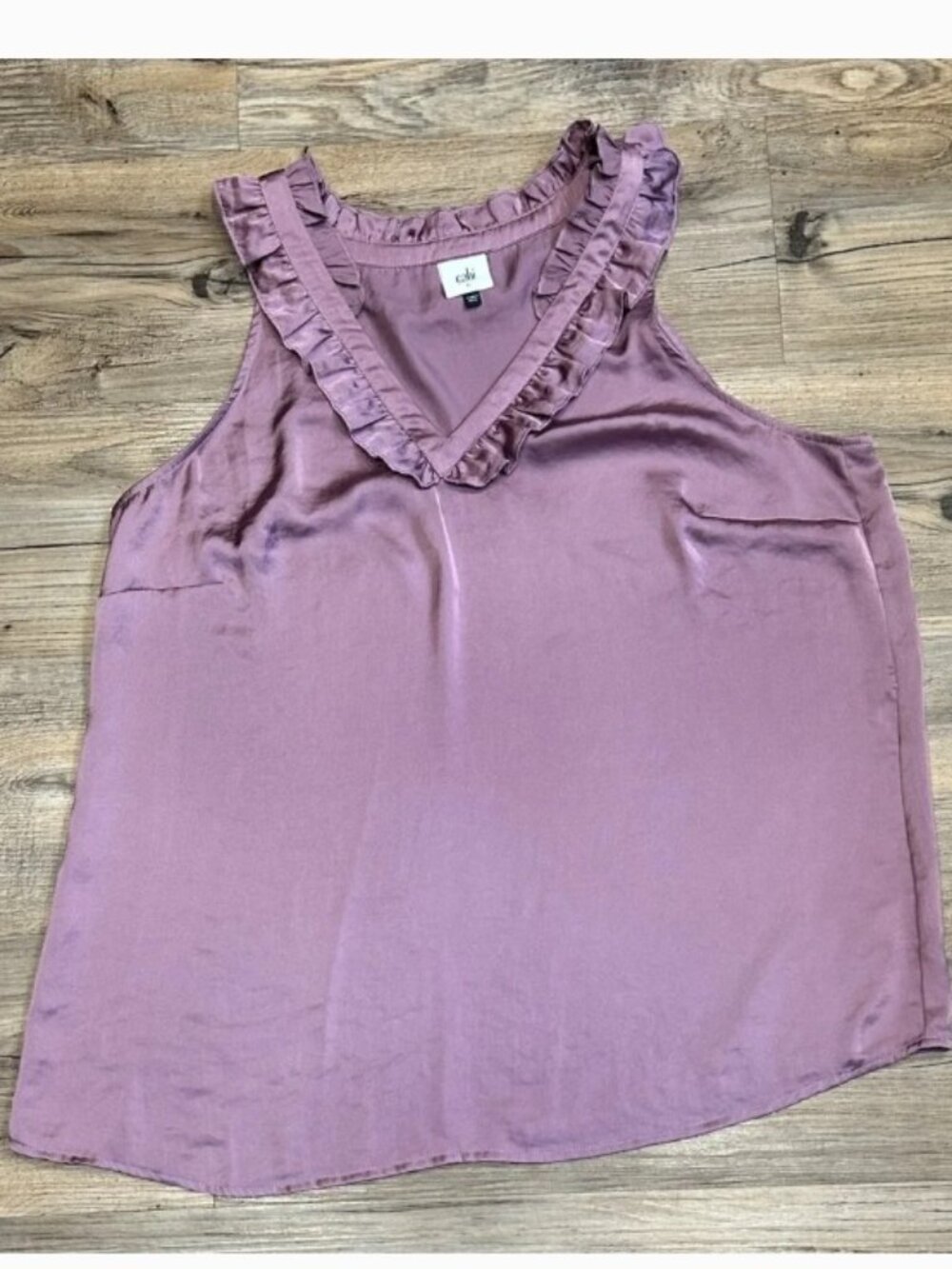 CAbi Plum Ruffled V-Neck Sleeveless Blouse Size Large